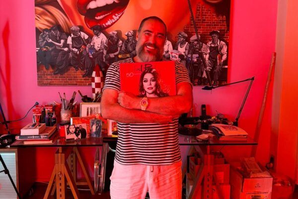 Antonio de Felipe: "El diseño del disco de Pantoja es uno de los trabajos que más me han gustado de mi carrera"