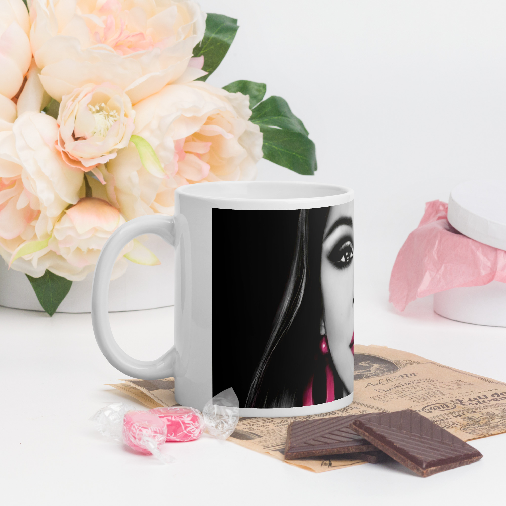 Taza Blanca Brillante Isabel Pantoja · Gira 50 Aniversario - Imagen 2